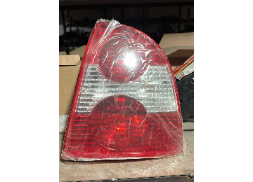 Volkswagen Passat 01-05 sağ stop sıfır orijinal