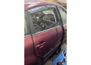 VOLKSWAGEN passat 97-04 sağ arka kapı